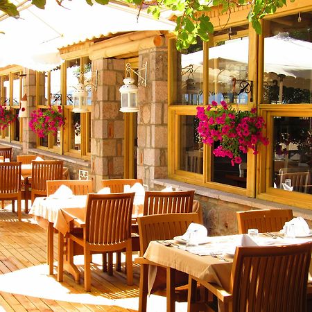 Assos Hunters Hotel (Adults Only) Екстериор снимка