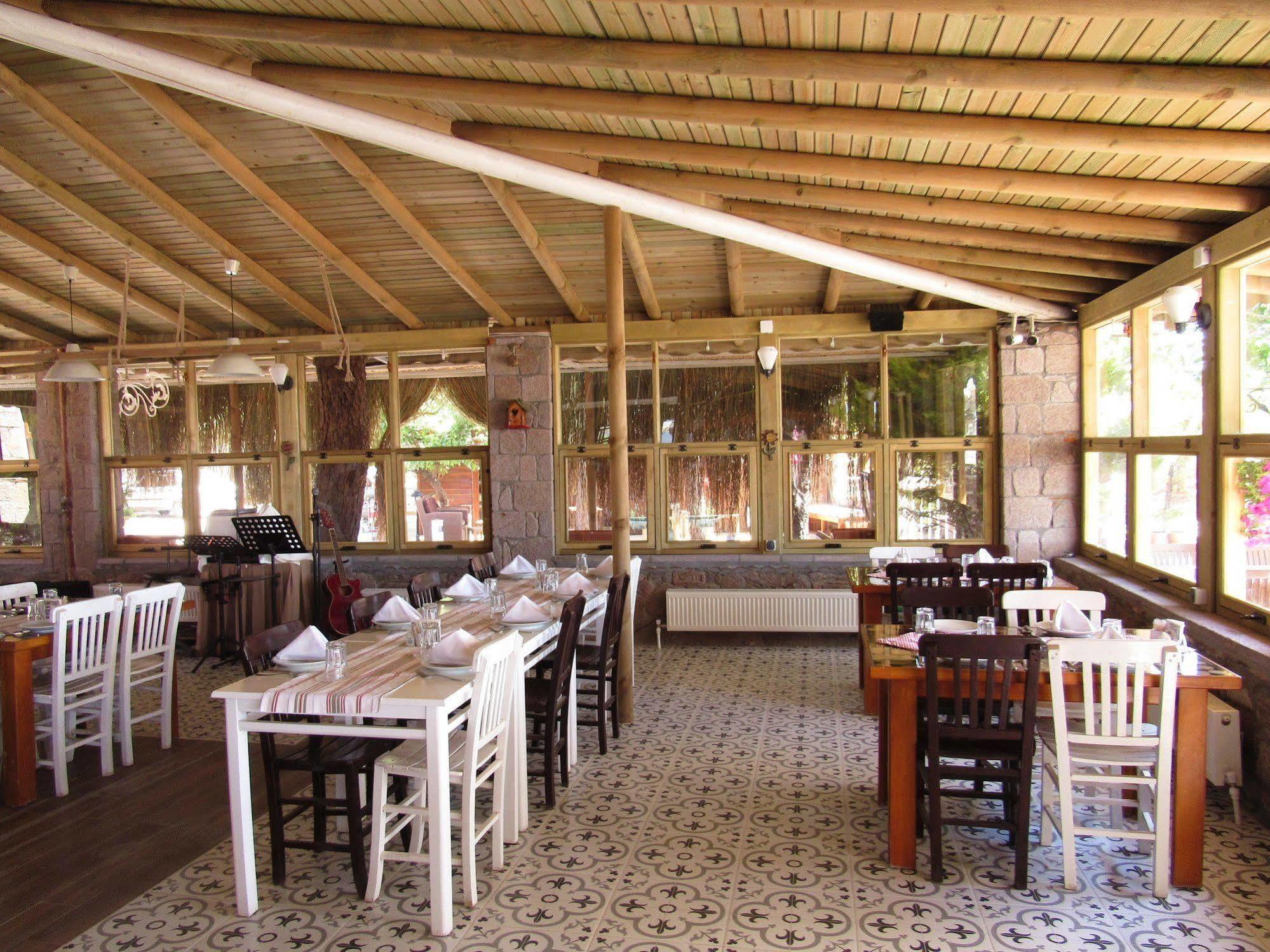 Assos Hunters Hotel (Adults Only) Екстериор снимка