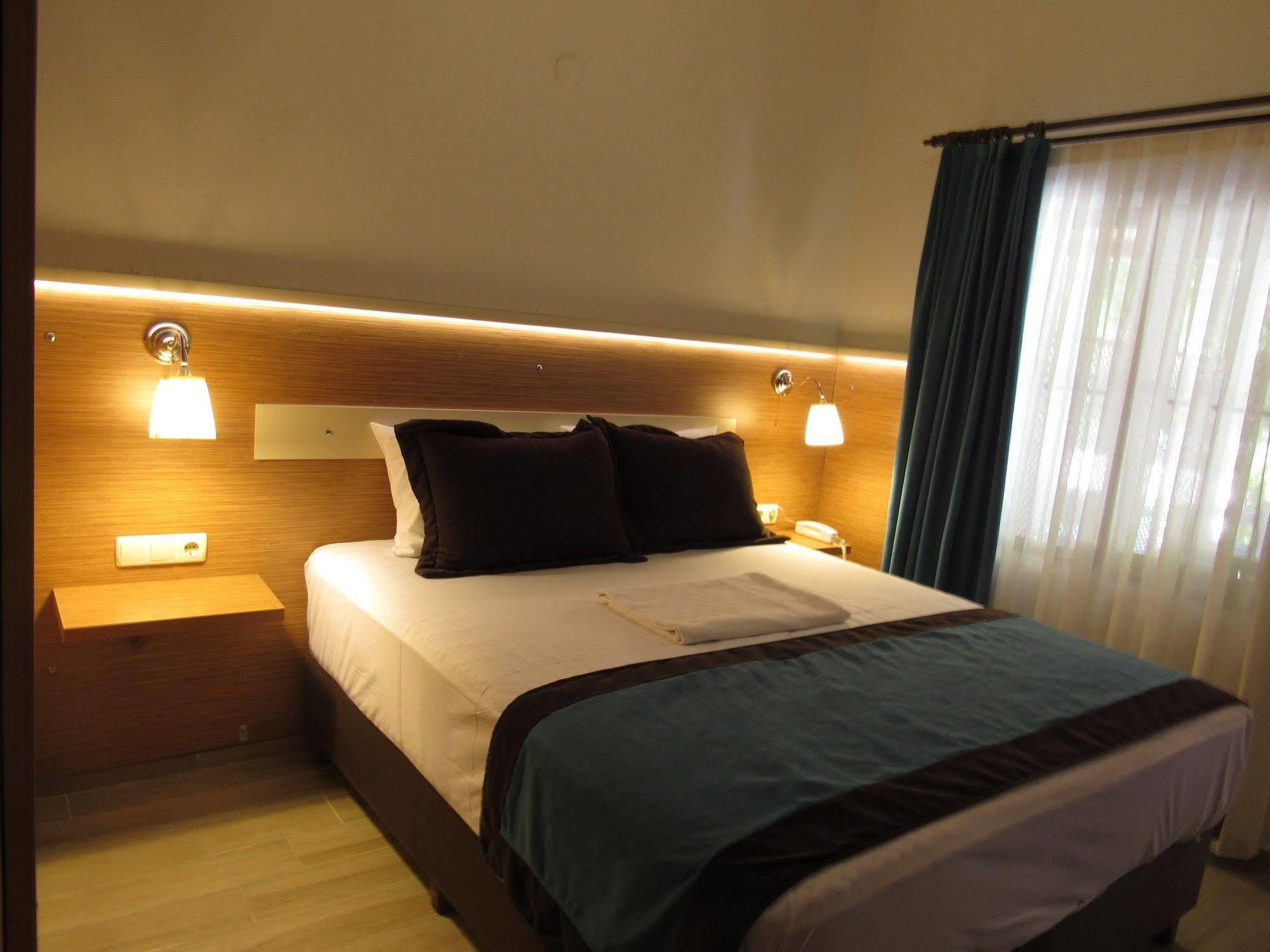 Assos Hunters Hotel (Adults Only) Екстериор снимка