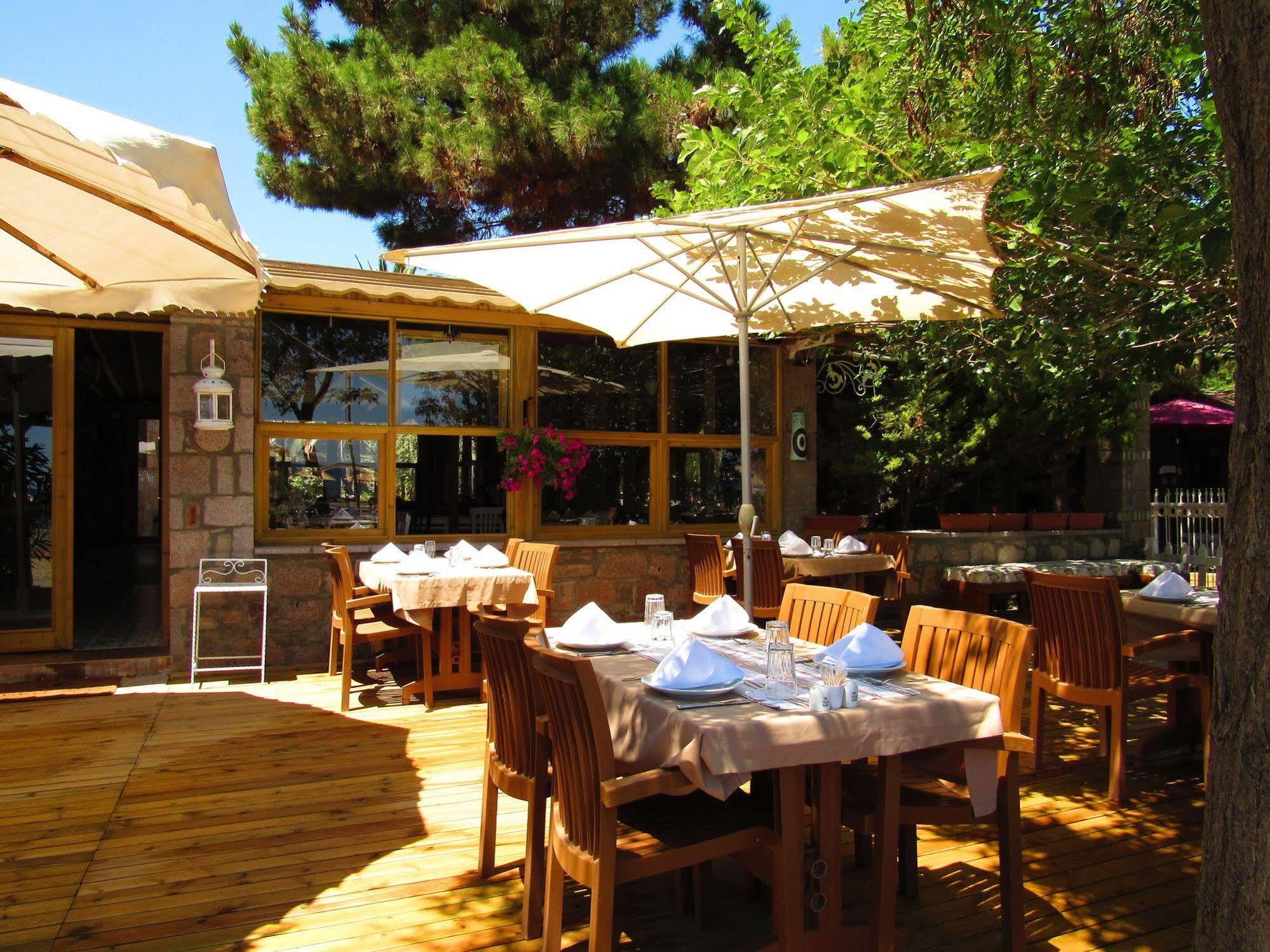 Assos Hunters Hotel (Adults Only) Екстериор снимка